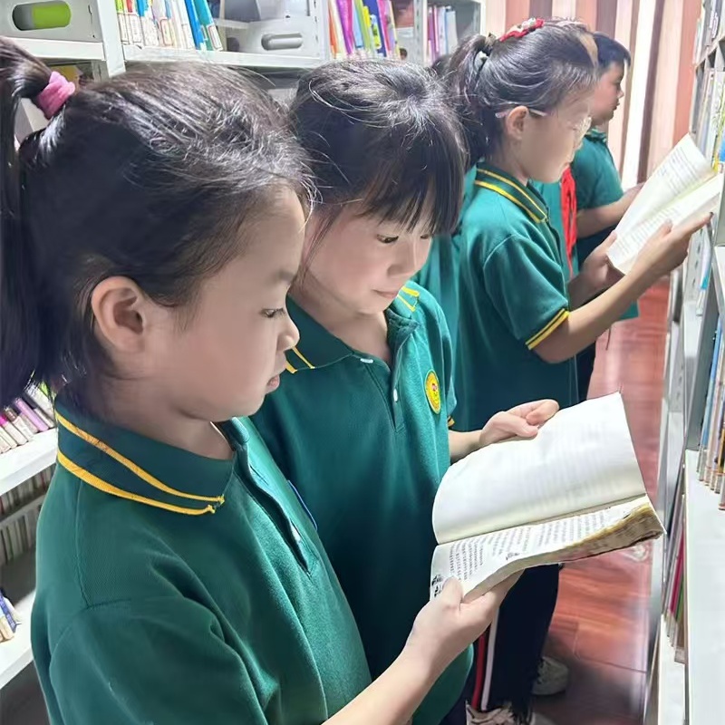 阅读增底蕴 书香润童心——江苏省徐州市铜山区单集实验小学关工委实行图书室开启开放阅读模式