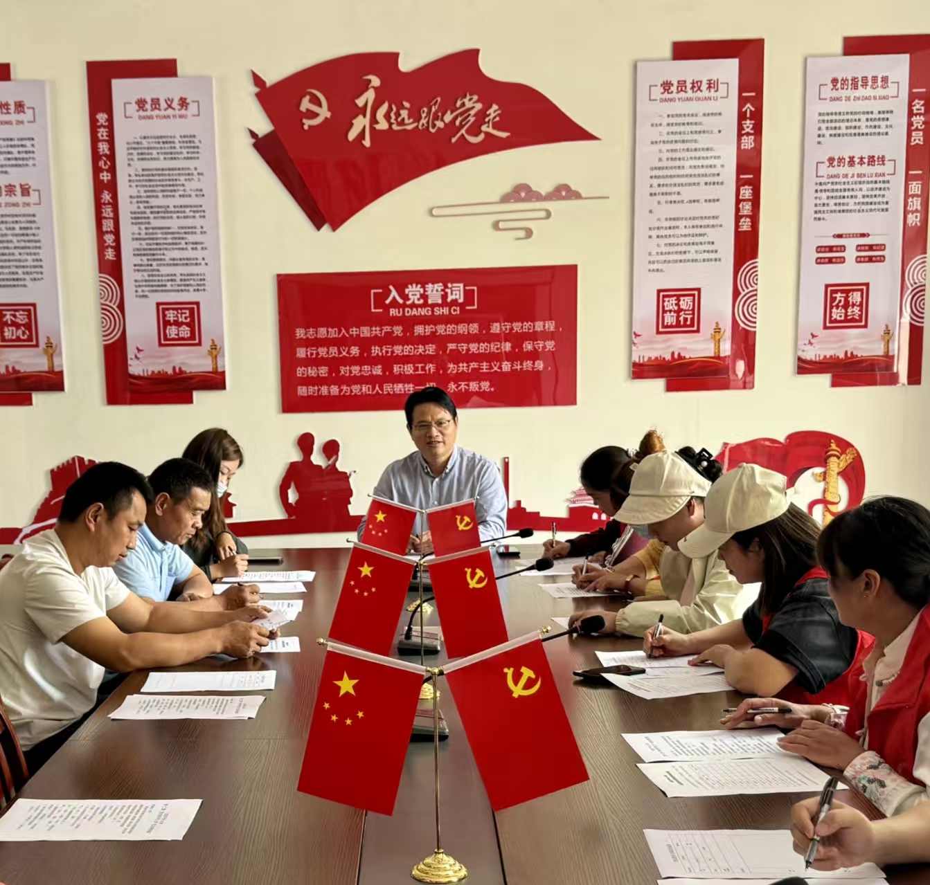 山东省临沂市河东区八湖镇刘店子中心小学“校长接待日”架起家校沟通育人同心桥