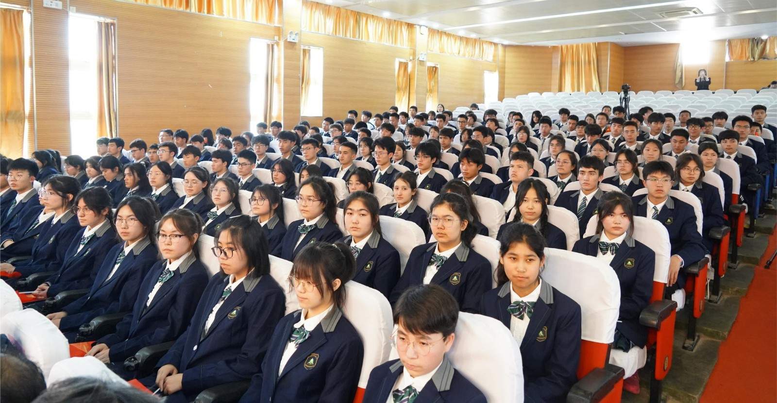 1713936858877159.jpg 5.jpg