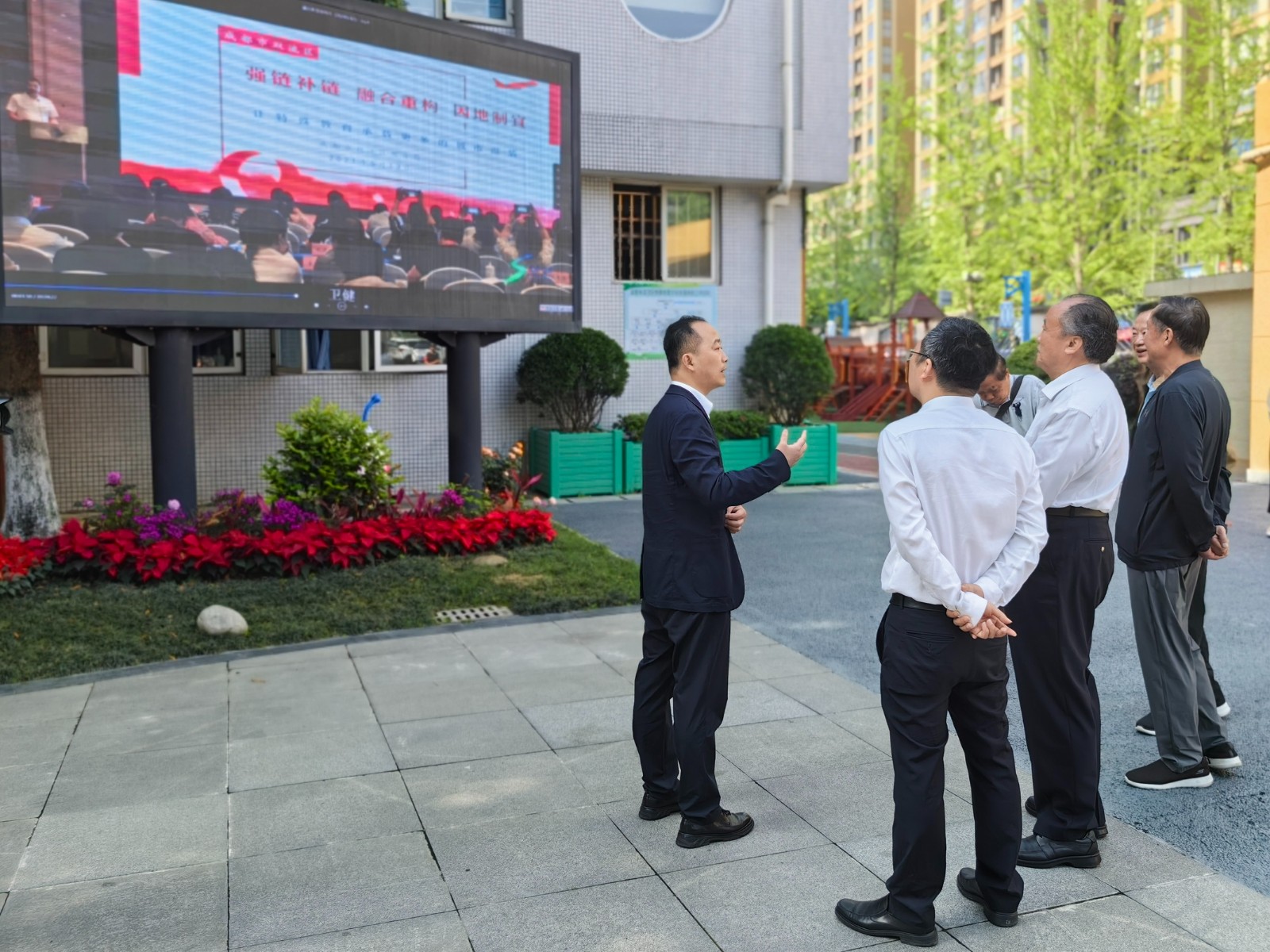 1714113310772701.jpg 444.jpg