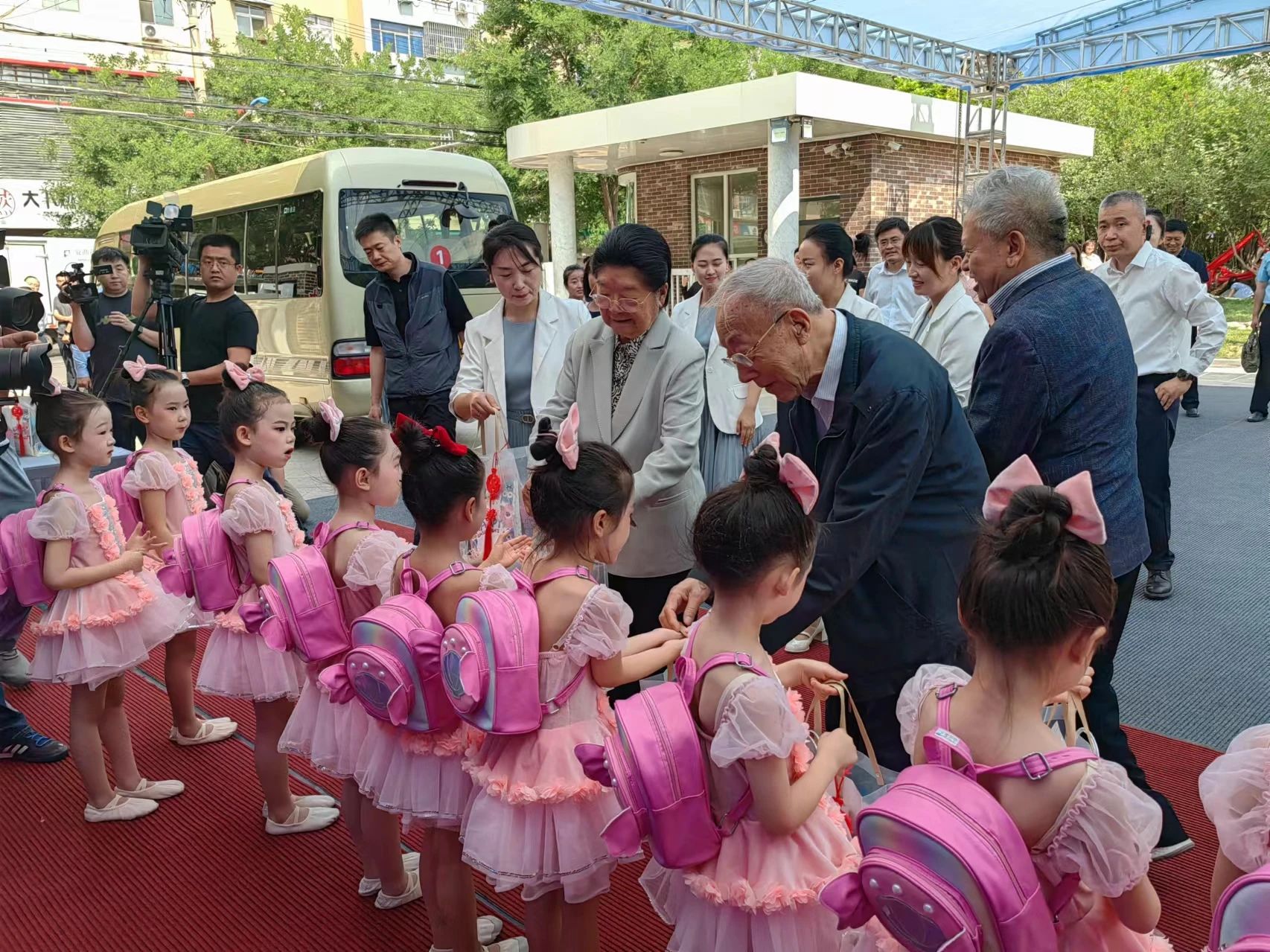 1717138874215607.jpg 4.jpg