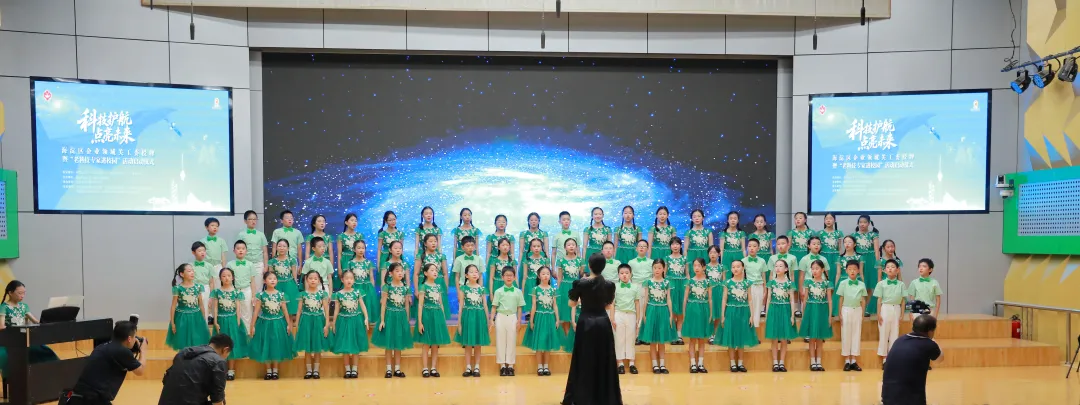 1748486256671949.jpg 640.jpg