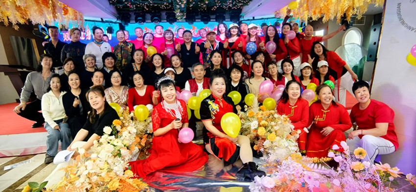 内蒙古赤峰市元宝山区关工委携手燚垚健身健美舞团 举办“五老”庆新春联谊会