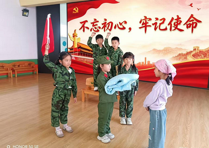 黑龙江省牡丹江市教育第三幼儿园关工委： 红星闪耀童心 薪火照亮未来 “童心向党”庆“七一”思政主题活动
