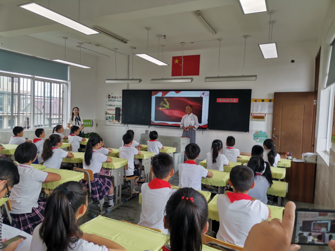 赓续红色血脉 奋楫少年志向气——江苏省南通市如东县曹埠镇党史宣讲进校园活动侧记