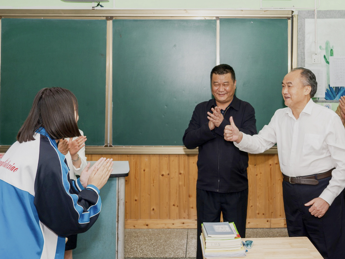 四川省成都市关工委赴双流区调研关心下一代工作