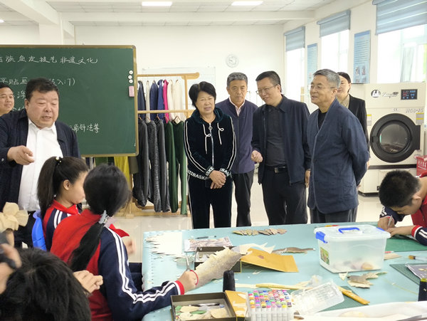 黑龙江省佳木斯市关工委开展慰问特殊儿童活动