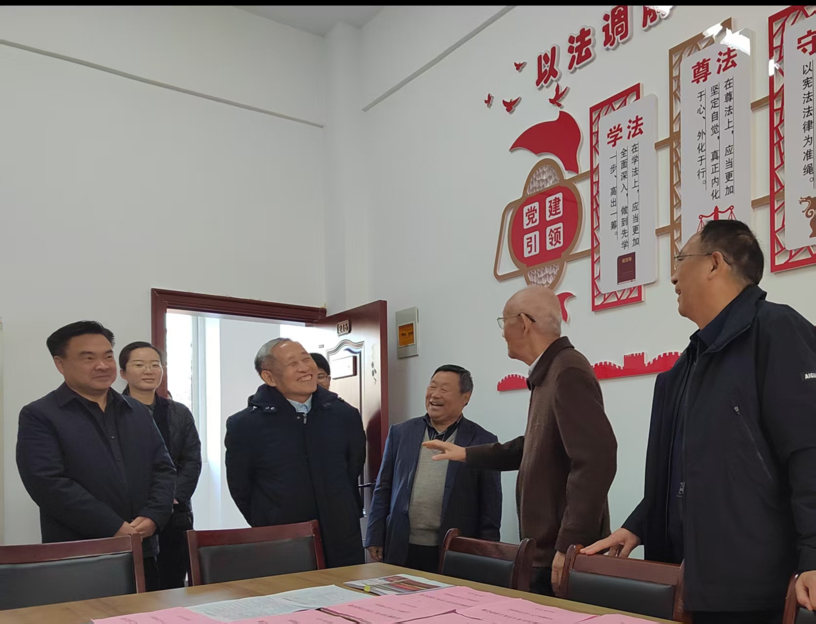 安徽省关工委主任张俊到淮北市濉溪县调研“五老”工作室建设情况