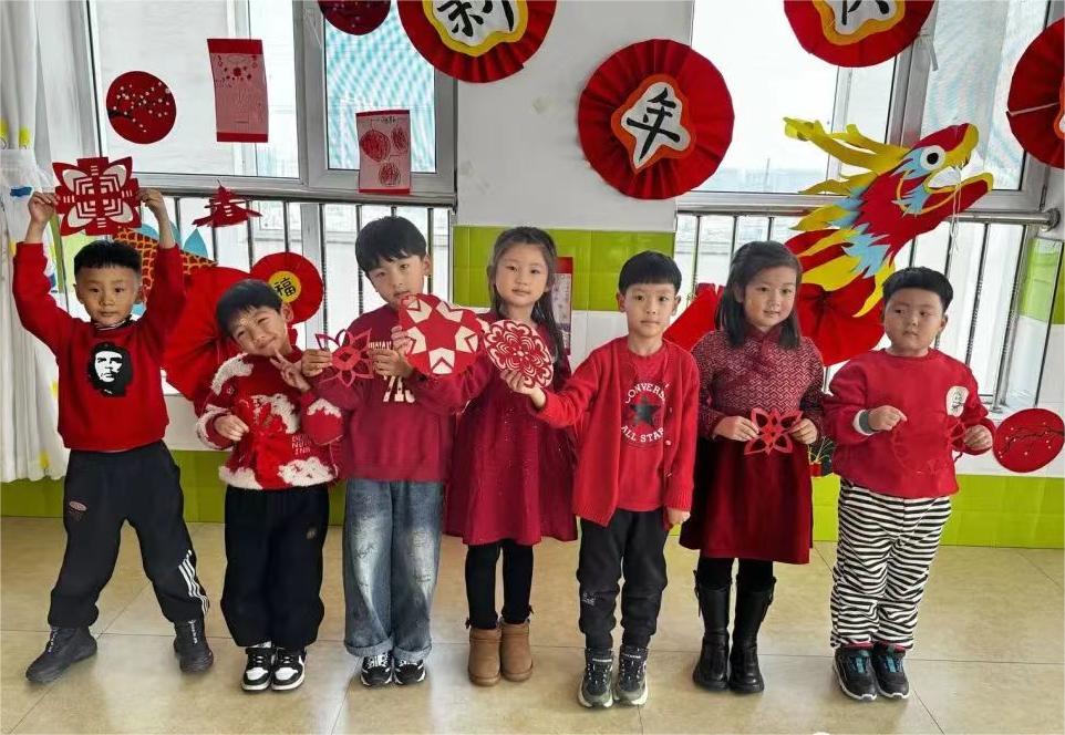 辽宁省锦州市凌海市第二幼儿园关工委开展丰富多彩“萌娃喜游园 寻味中国年”新年活动