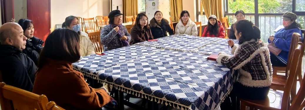 成都市金牛区洞子口社区关工委举办“凝心聚力，携手共育”家长议事会