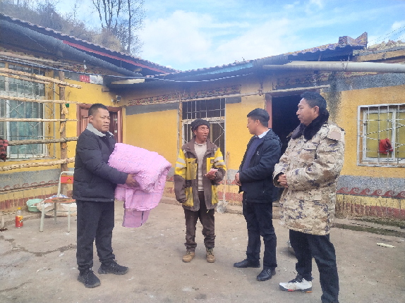 新春送关爱 | 四川省凉山州喜德县关工委：走访困境儿童，真情守护成长