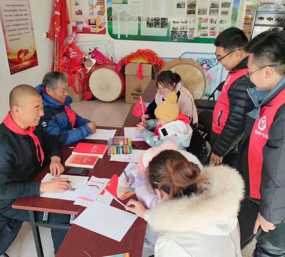 内蒙古赤峰市翁牛特旗亿合公镇关工委组织“五老”为青少年宣讲内蒙古发展”六句话”