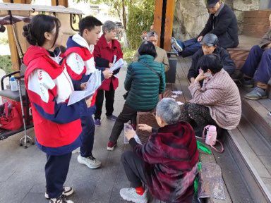 金牛区光荣小区社区关工委开展“3.15”消费者权益日宣传活动