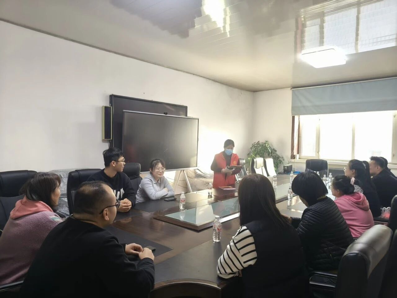 黑龙江省牡丹江市宁安市东京城镇关工委组织志愿者开展《习近平谈治国理政》（第五卷）宣讲活动