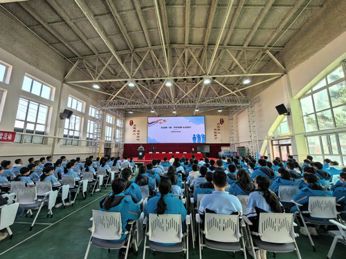 黑龙江省牡丹江市阳明区阳明派出所发挥关心下一代关爱工作站作用，护航青少年健康成长