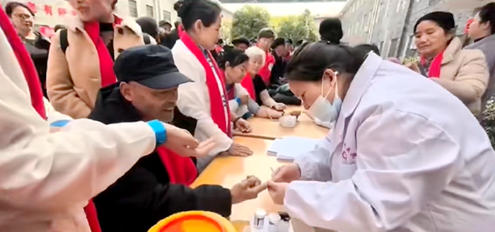 湖南省湘西土家族苗族自治州保靖县：雷锋家乡学雷锋 关工委护航助成长