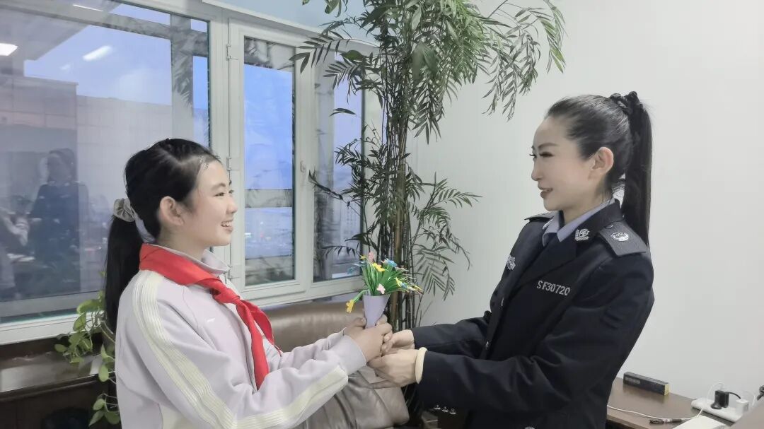 黑龙江省牡丹江市长安小学开展“三八”国际妇女节主题系列实践活动