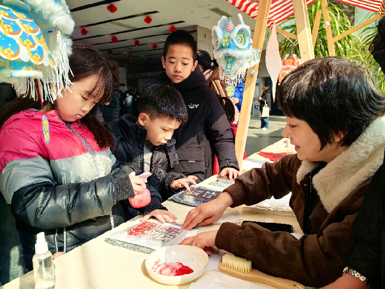 “马驰书径 春启新程”——河北省秦皇岛市旅游和文化广电局第40届元宵猜谜文化游园会温情启幕