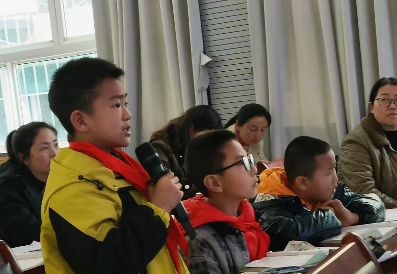 四川省凉山州城关小学关工委开展语文自主学习课改专项教研活动