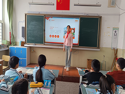 锋暖惊蛰 志愿同行——黑龙江省穆棱市实验小学开展“校园小雷锋”主题实践活动