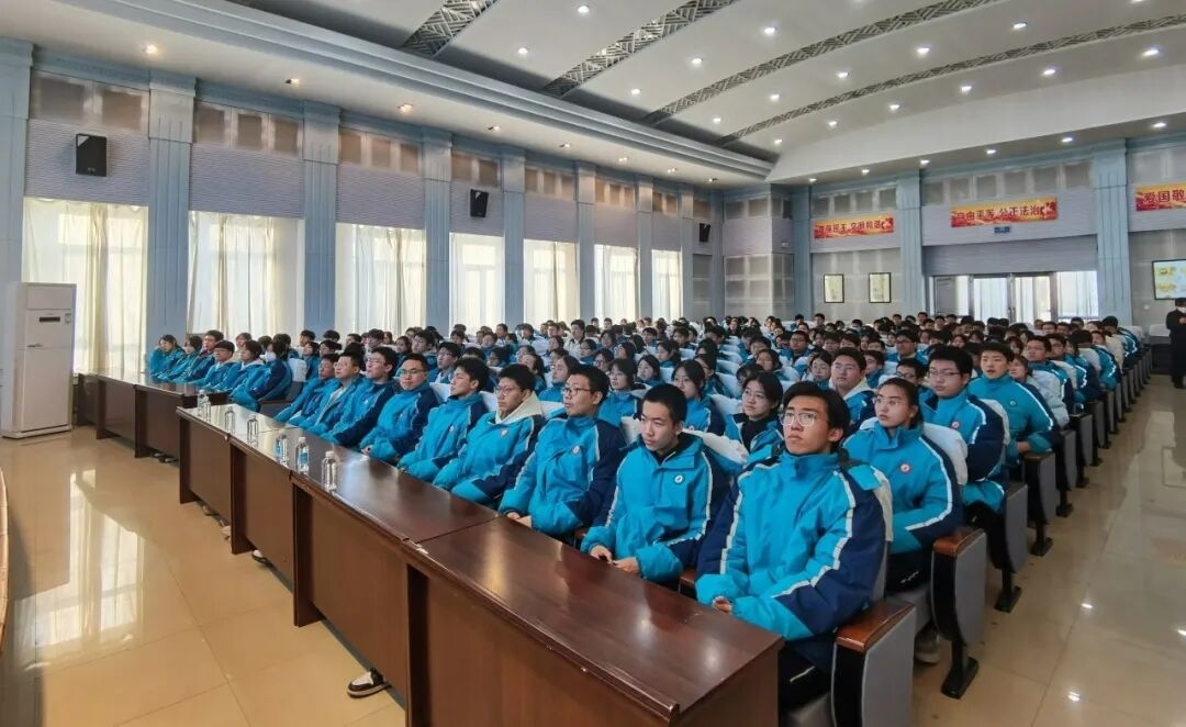 黑龙江省牡丹江市第一高级中学关工委开展第12个全国近视防控宣传教育月活动