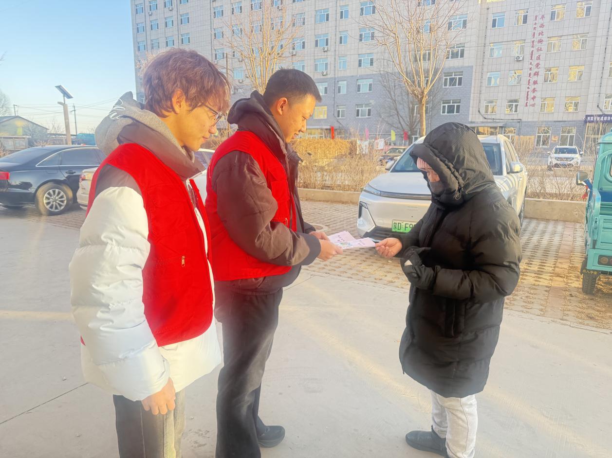 送法进社区 维权暖民心——内蒙古自治区赤峰市元宝山区西露天街道平西北街社区关工委开展普法宣传月活动