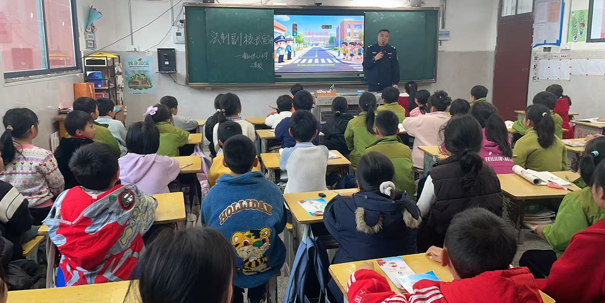江西省抚州市崇仁县：开展清明森林防火与交通安全专题宣讲活动