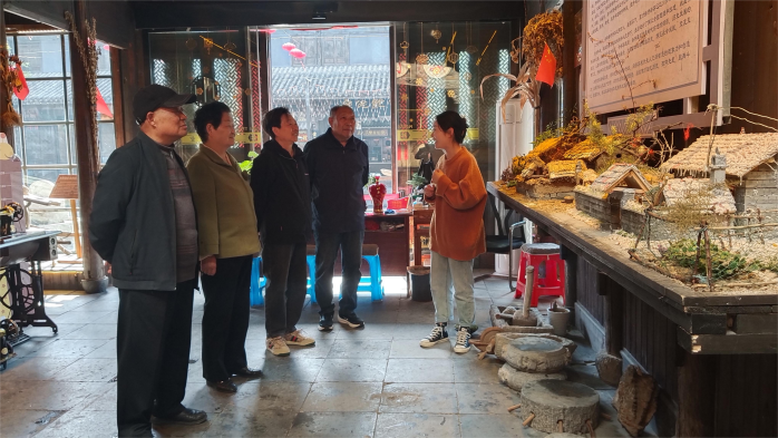 安徽省阜阳市颍上县关工委赴皖淮农耕文化收藏馆开展“新春进千委、全力开新局”工作调研