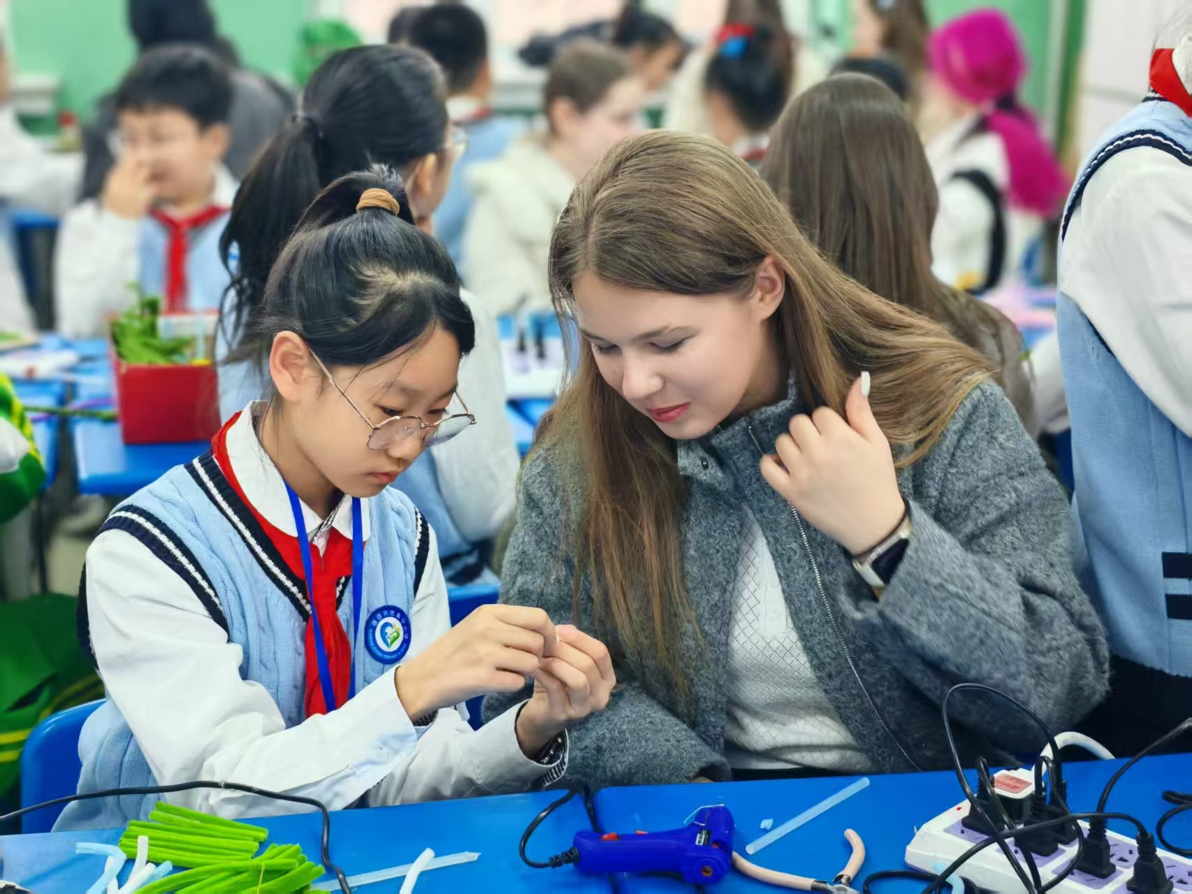 跨越国界 共育未来——黑龙江省牡丹江市绥芬河市阜宁小学举办中俄青少年文化交流活动