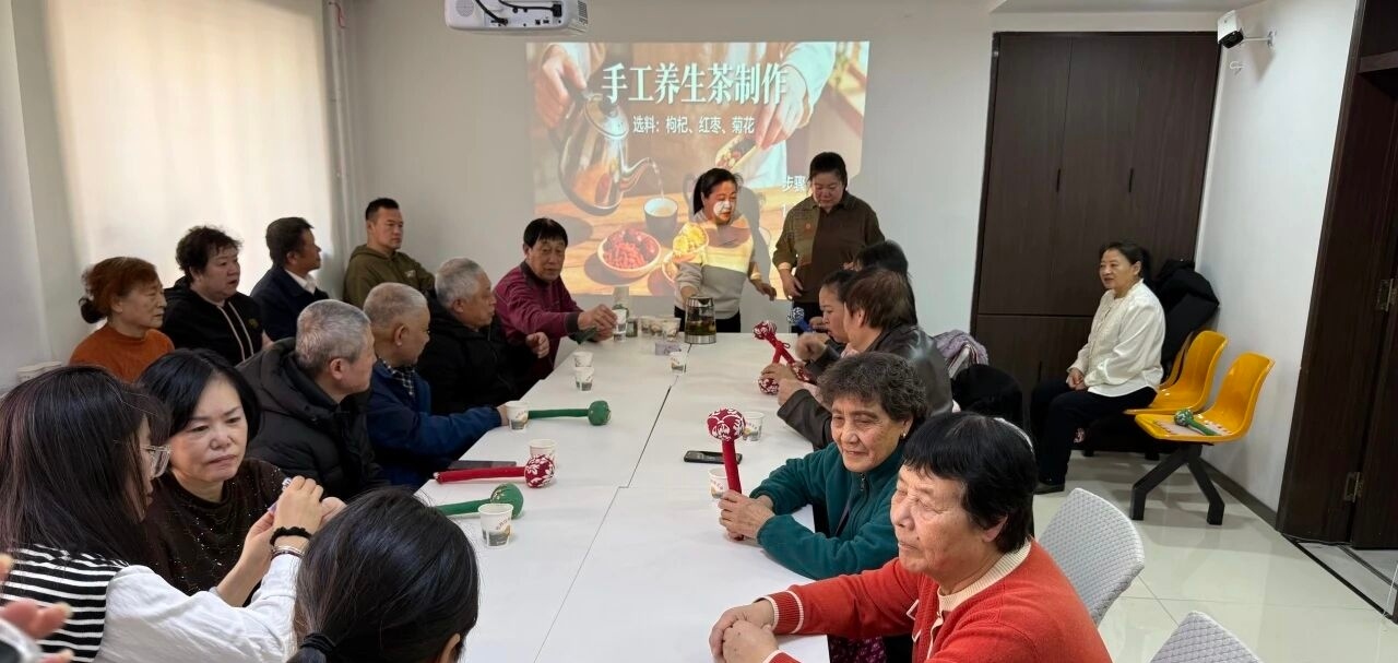 黑龙江省牡丹江市绥芬河市山城社区党委、关工委开展“初心守健康 温情暖社区”主题实践活动