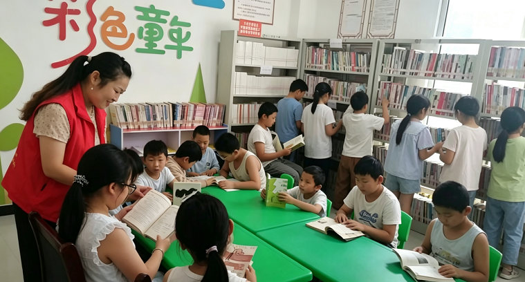 四川省自贡市富顺县邓井关街道新湾村关工委开展主题读书分享活动