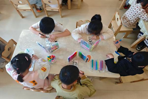 浙江省杭州市富阳区大源镇东塘社区关工委：“书海拾光 阅读‘悦’成长”世界读书日主题活动