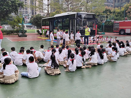 防灾减灾进校园 提升师生应急处理技能——四川省泸州市江阳区泸州七中关工委举行防灾减灾安全教育活动