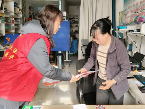 黑龙江省牡丹江市阳明区机车西社区关工小组开展“压实安全责任 严守文化阵地”专项督查行动