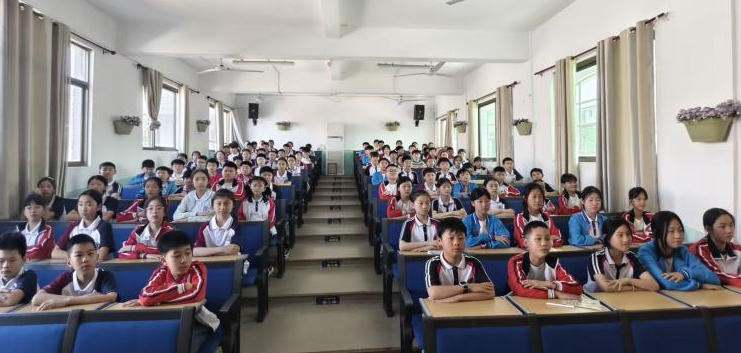 江西省抚州市崇仁县：把法律知识变成“生活中的安全课”