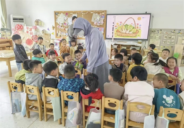 防拐防骗我知道——江苏省徐州市铜山区汉王镇中心幼儿园关工委开展安全演练活动