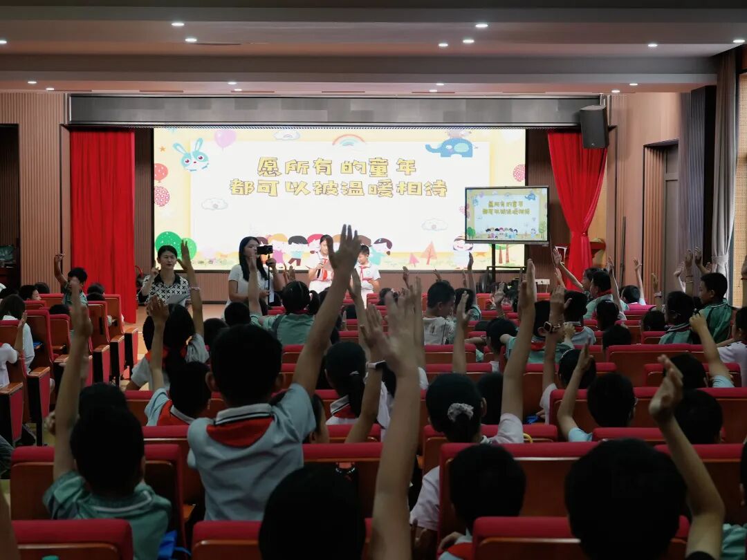 江西省赣州市于都县多部门联合开展青少年法治宣传教育活动