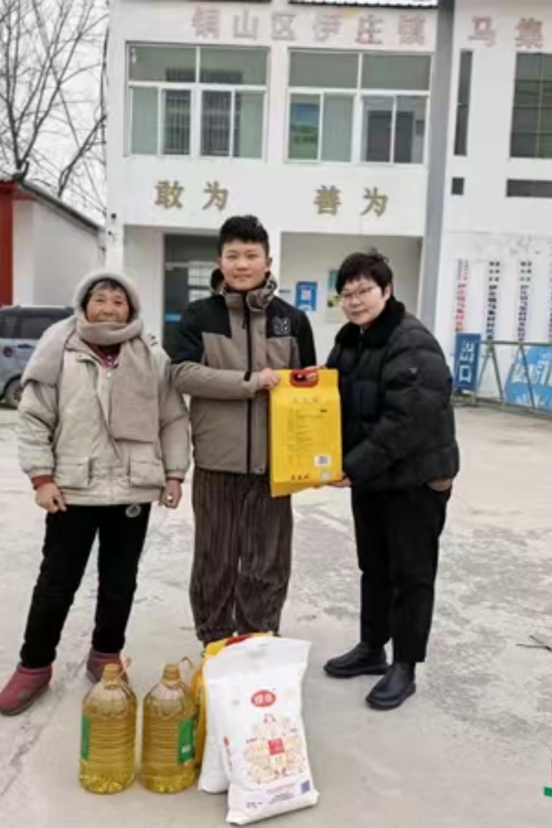 大爱暖冬 护航成长——江苏省徐州市铜山区“爱心妈妈”新春再赴暖心之约