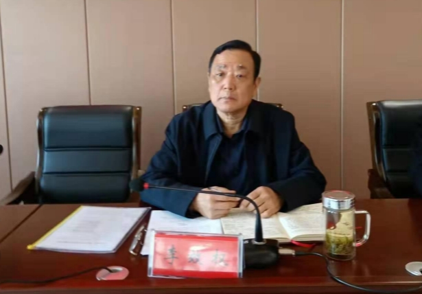 一片丹心向阳开 无私奉献育新人——记安徽省六安市舒城县关工委执行主任李效权同志  的先进事迹