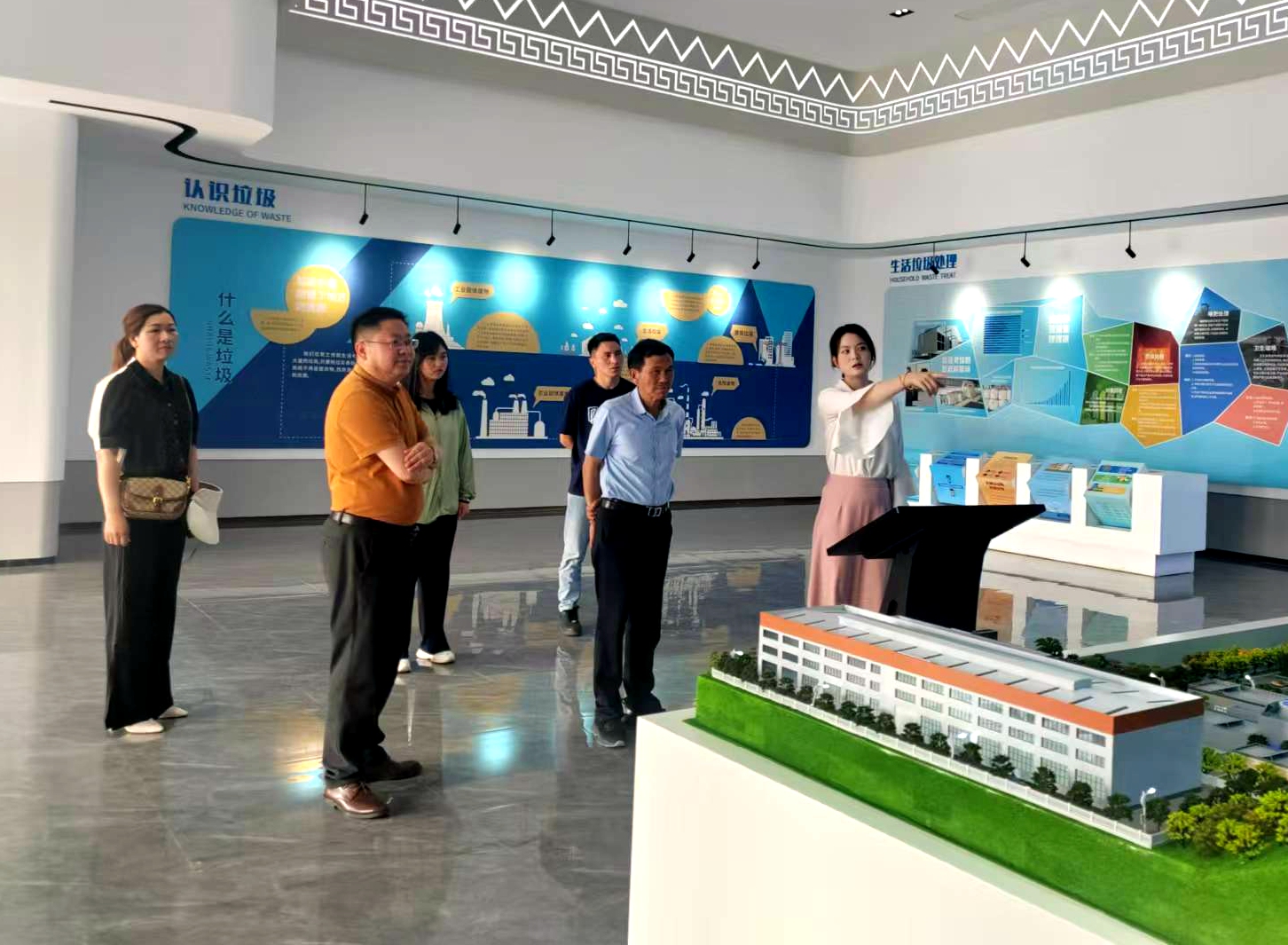 四川省凉山州会东县“五老”吴贤位：智慧为笔，行动为墨，书写会东关心下一代华章