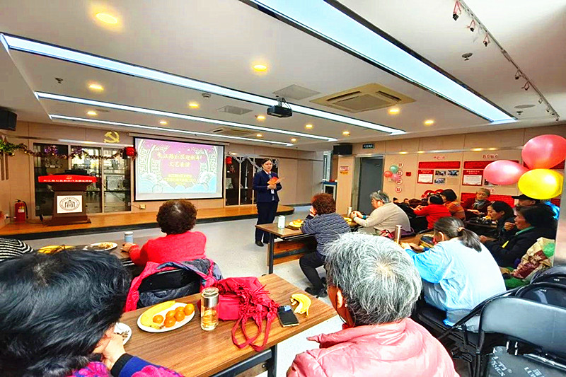 1704159299232433.jpg 江苏省南京市玄武区长江路社区关工委联合开展“居民骨干叙情谊,齐迎新春展风采”活动(1).jpg