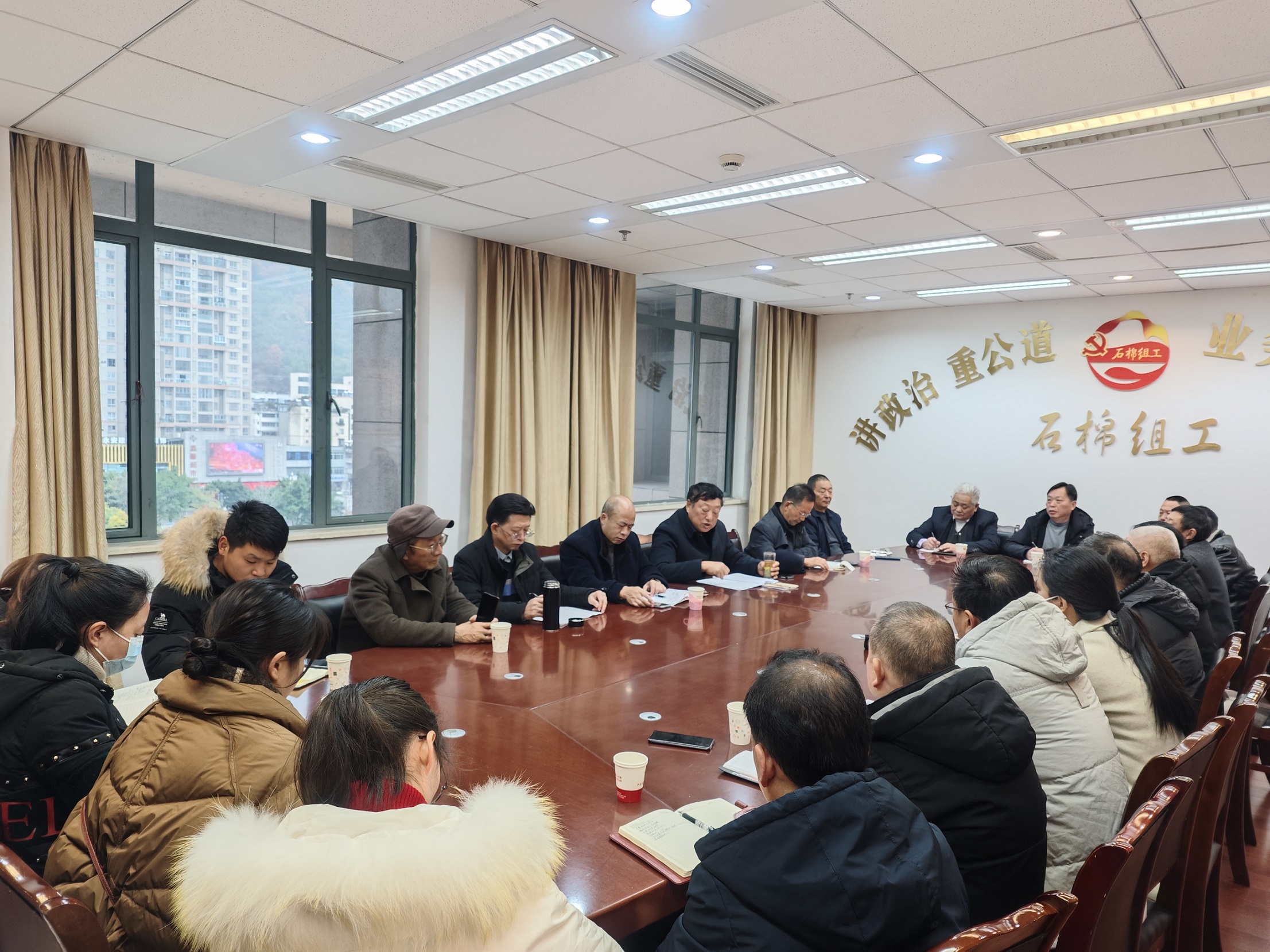 1704269122752600.jpg 0b581f2ae09b6fddf25f1b34aa6f507.jpg