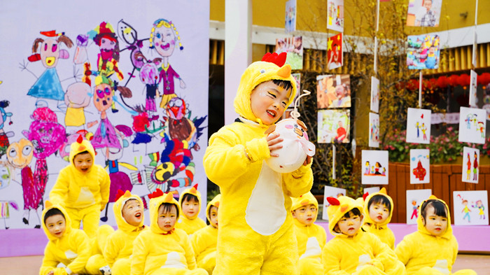 1704361602651441.jpg 动态展表演_副本.jpg