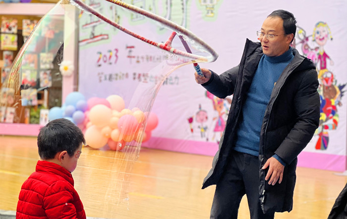 1704361711887124.jpg 游园活动_副本.jpg