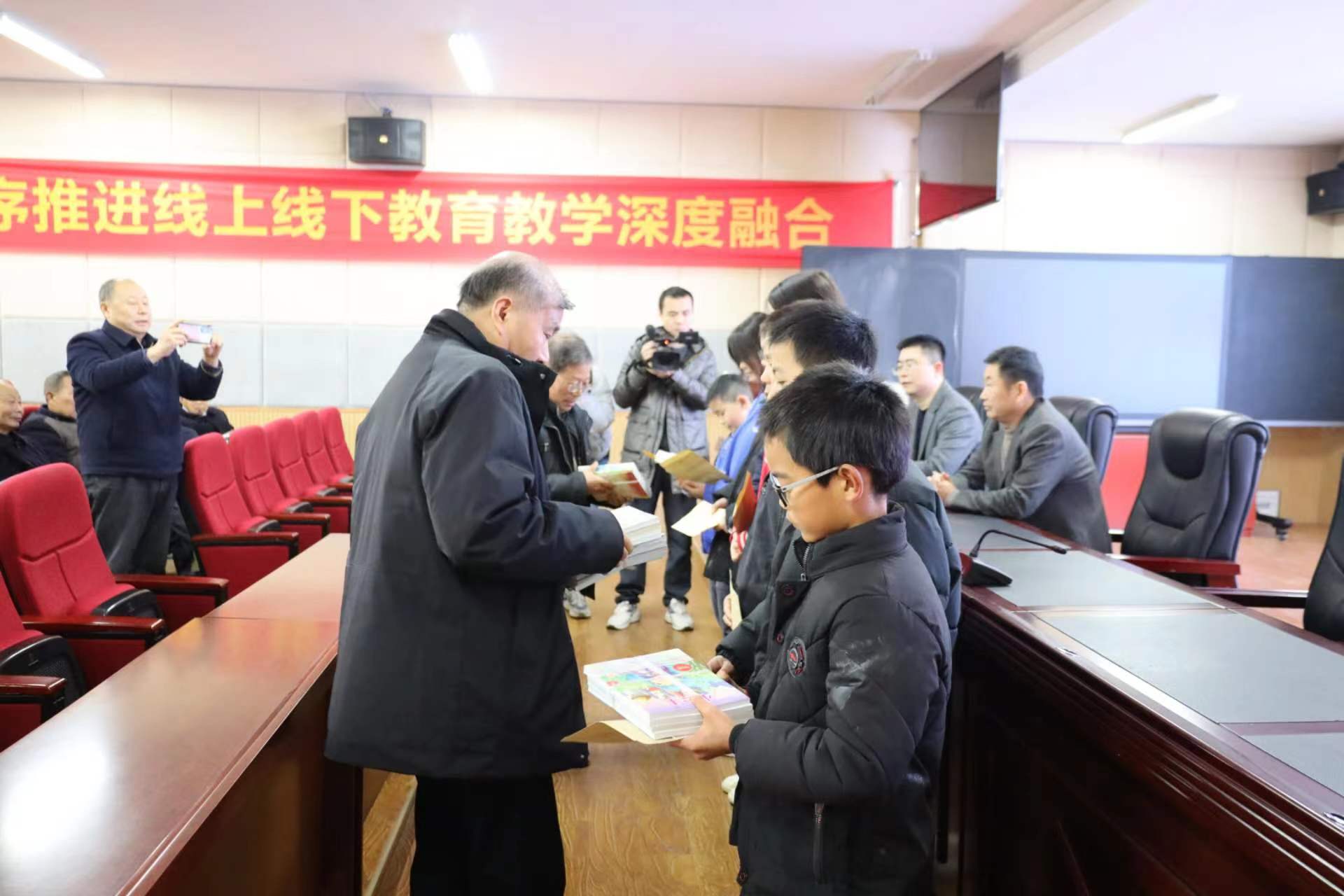 1704364600431306.jpg 3.jpg