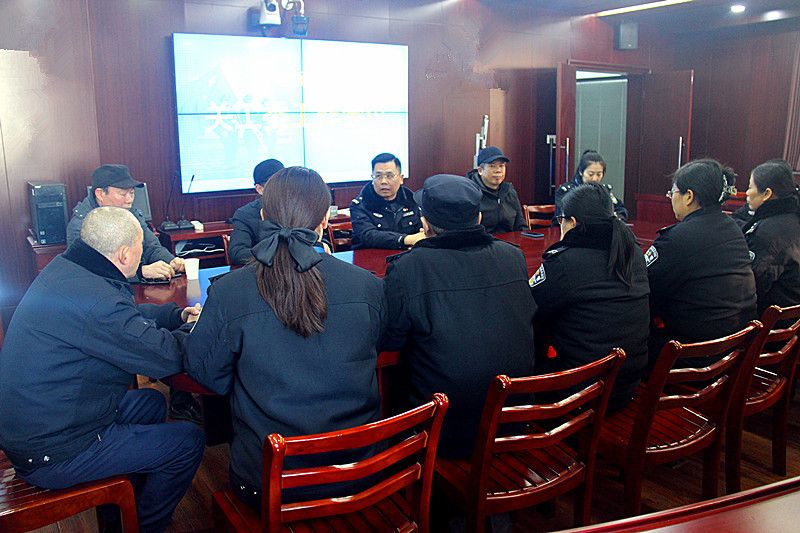 玄武公安分局板仓派出所召开关工委工作会议(4).jpg
