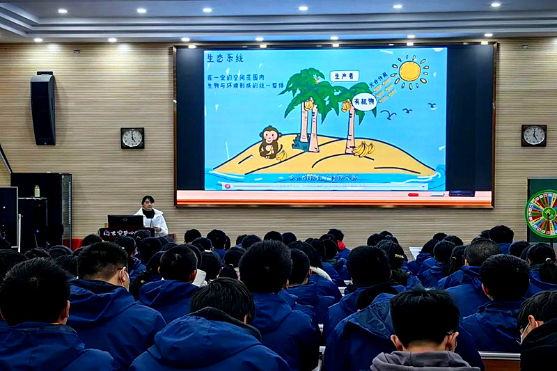 江苏省南京市玄武区玄武门街道天山路社区关工委走进校园宣传垃圾分类 (1)_.jpg