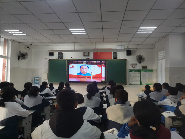 1704783008952778.jpg 观看比赛视频.jpg