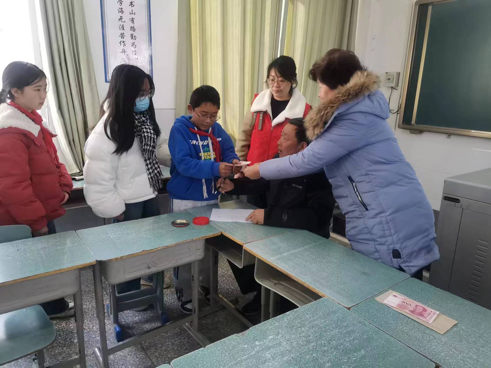 1705024823152013.jpg 5bc0dd759fdfaf367d06d602e6a92f4.jpg