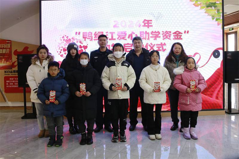 1705057318833640.jpg 83078e83979cd7c4cbb1a492b61804a.jpg